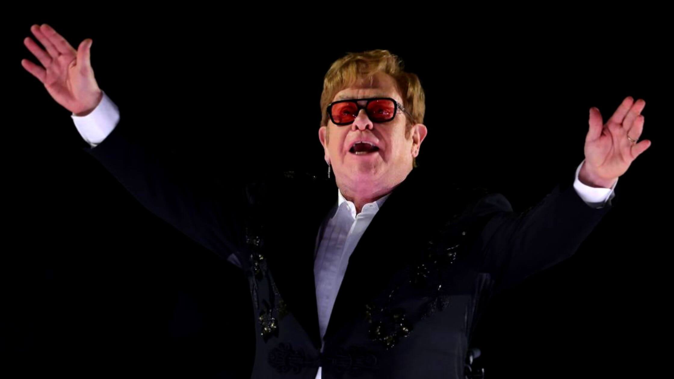Elton John Says Goodbye To America From Dodger Stadium