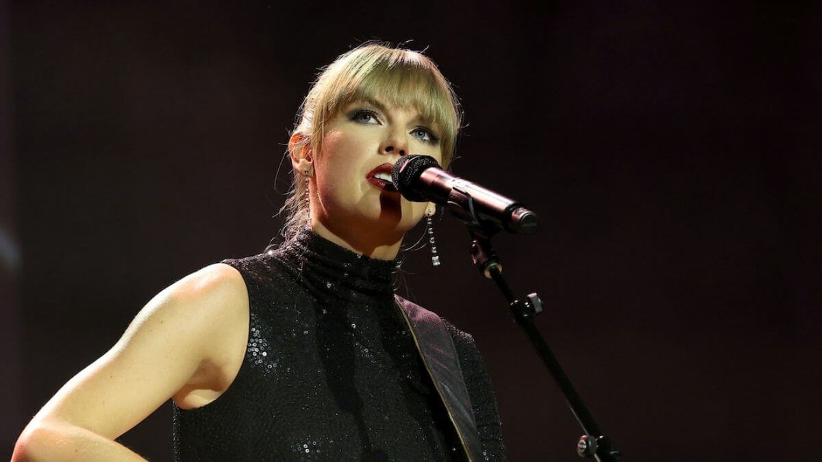 Ticketmaster Site Crashes During Taylor Swift Presale!!!