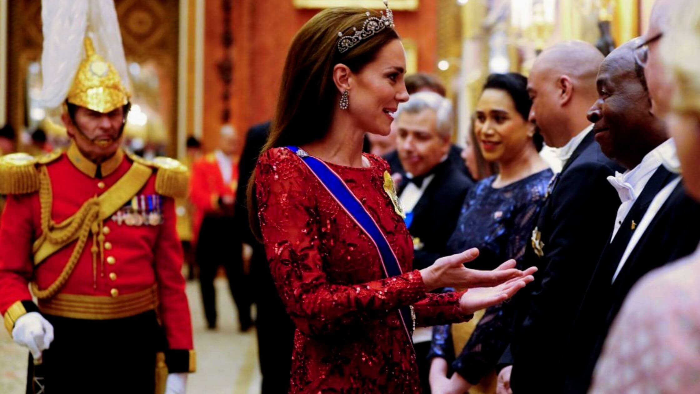 Sensational Appearance Of Kate Middleton At The Diplomatic Corps Reception At Buckingham!