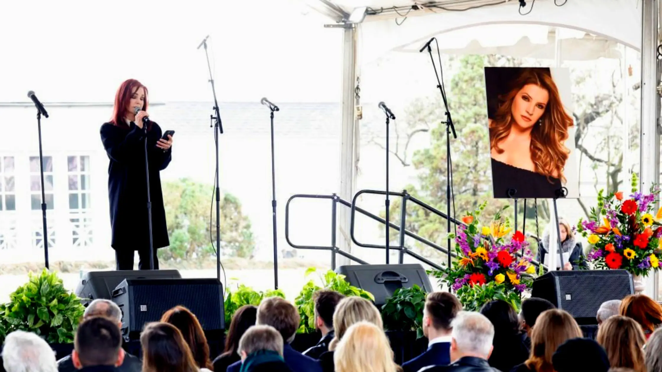 A Public Memorial Ceremony Honoring Lisa Marie Presley Families And Friends Paid Tributes