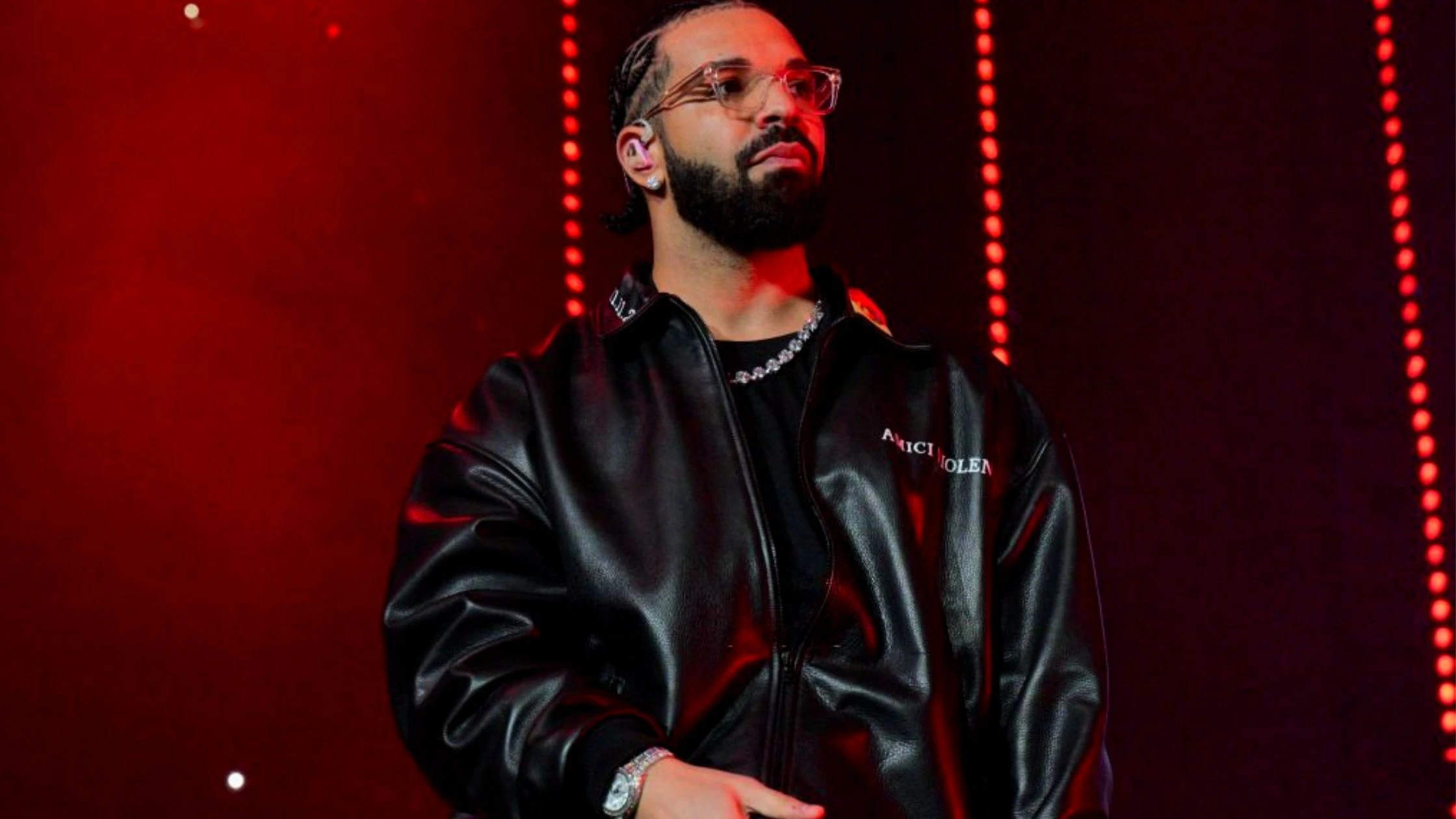 Fans Are Commenting Over This Drake and Savage 21 Tour On Social Media