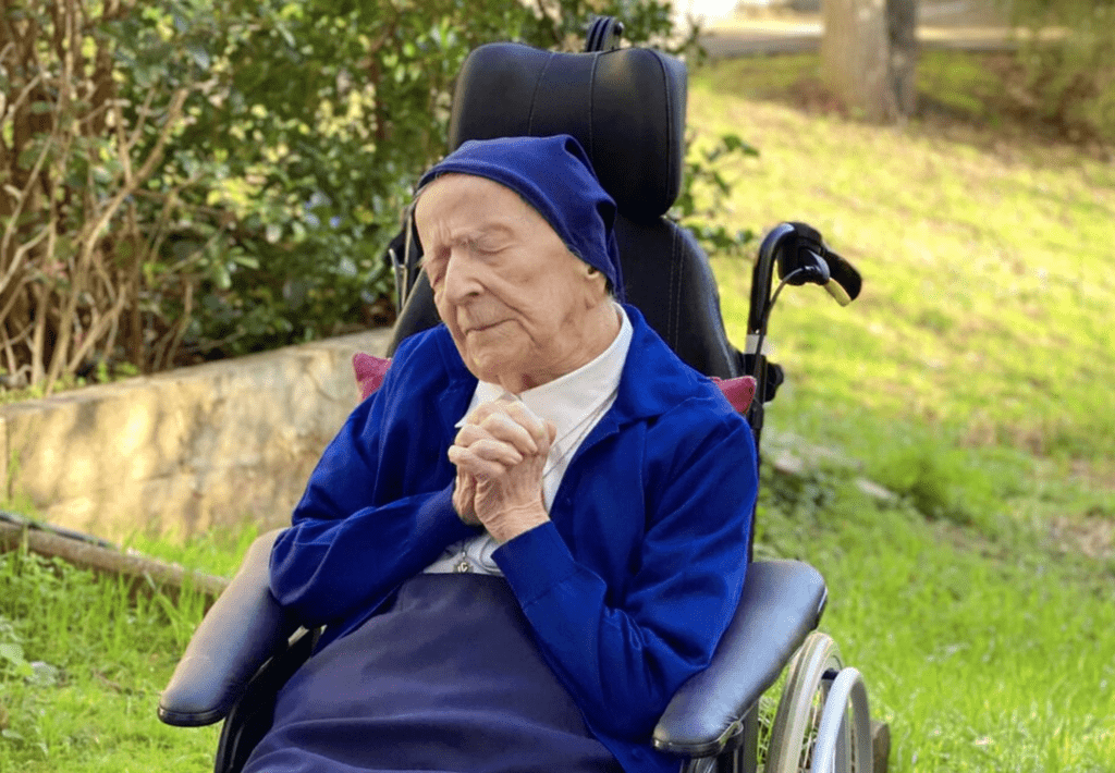 Lucile Randon, World's oldest person died.
