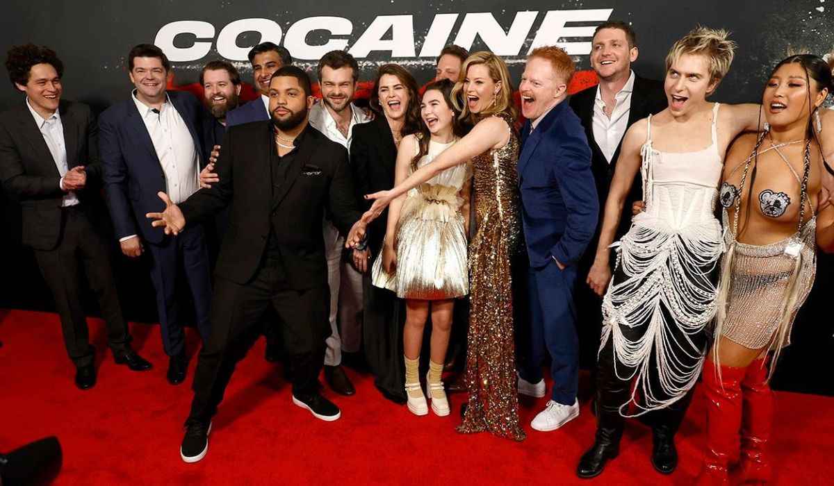 Cocaine Bear Cast 