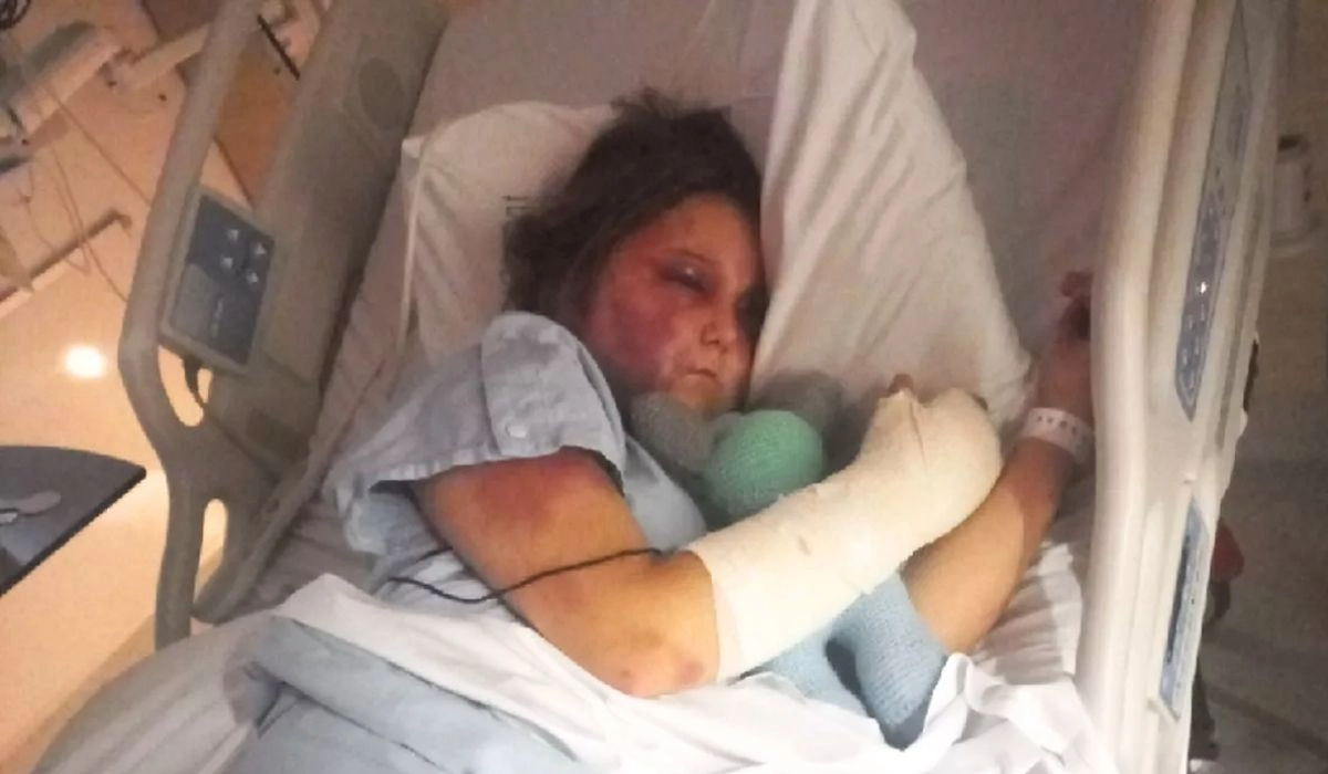 Chloe Denman: Kirra Hart Attack Video Girl Stabbed At Sleepover