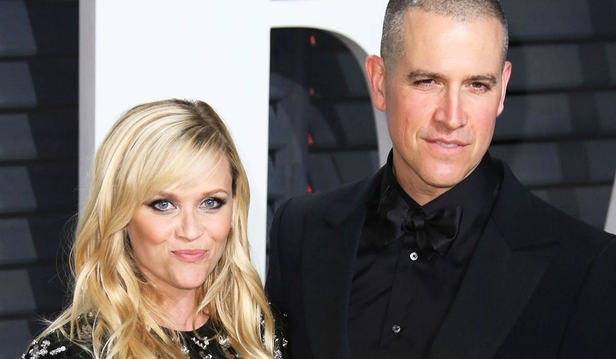 Who Is Reese Witherspoon Husband, Jim Toth Relationship timeline