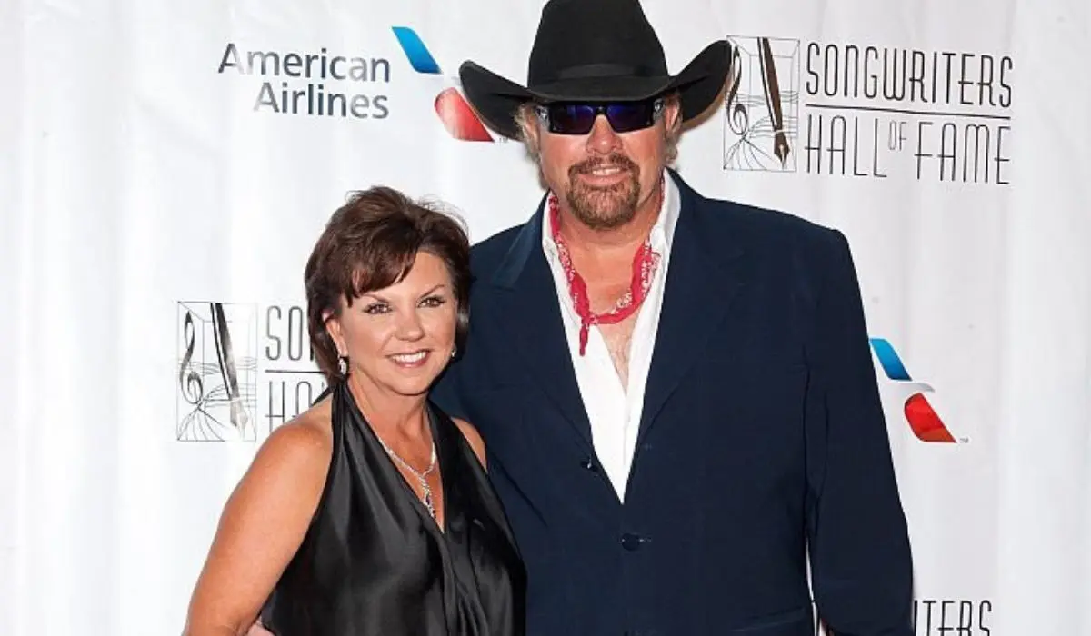 Remember When Toby Keith Married Tricia Lucus?